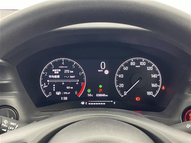 ヴェゼル Ｇ　純正９インチディスプレイオーディオ　バックカメラ　ビルトインＥＴＣ２．０　前後ドライブレコーダー　ホンダセンシング　アダプティブクルーズコントロール　ワイヤレス充電　純正アルミホイール　オートライト（9枚目）