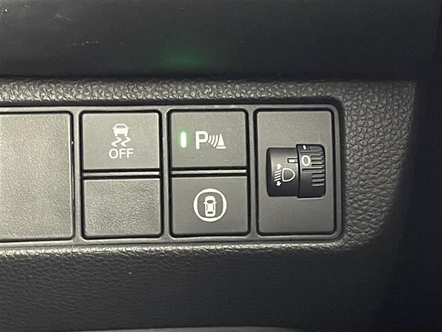 ヴェゼル Ｇ　純正９インチディスプレイオーディオ　バックカメラ　ビルトインＥＴＣ２．０　前後ドライブレコーダー　ホンダセンシング　アダプティブクルーズコントロール　ワイヤレス充電　純正アルミホイール　オートライト（16枚目）