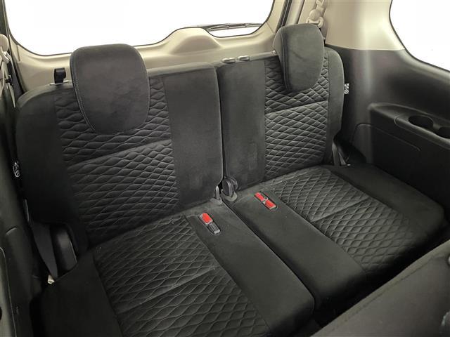 セレナ ライダー　純正ナビ　フリップダウンモニター　バックカメラ　ビルトインＥＴＣ　ドライブレコーダー　エマージェンシーブレーキ　クルーズコントロール　社外アルミホイール　プッシュスタート　スマートキー　オートライト（20枚目）