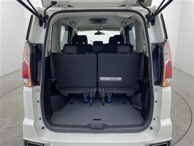 セレナ ライダー　純正ナビ　フリップダウンモニター　バックカメラ　ビルトインＥＴＣ　ドライブレコーダー　エマージェンシーブレーキ　クルーズコントロール　社外アルミホイール　プッシュスタート　スマートキー　オートライト（21枚目）