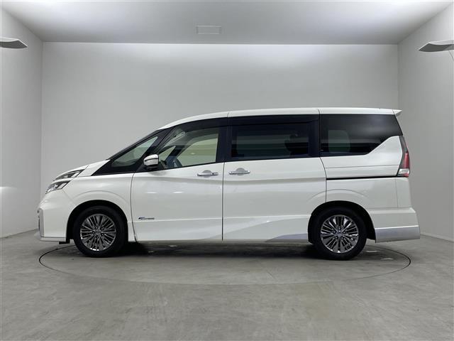 セレナ ライダー　純正ナビ　フリップダウンモニター　バックカメラ　ビルトインＥＴＣ　ドライブレコーダー　エマージェンシーブレーキ　クルーズコントロール　社外アルミホイール　プッシュスタート　スマートキー　オートライト（38枚目）