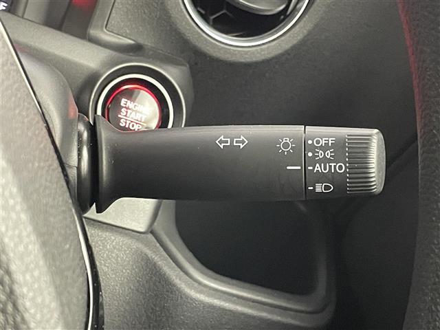 Ｎ－ＢＯＸカスタム ベースグレード　純正ナビ　バックカメラ　ＥＴＣ　前後ドライブレコーダー　ホンダセンシング　アダプティブクルーズコントロール　シートヒーター　純正アルミホイール　スマートキー　オートハイビーム　ＬＥＤヘッドライト　ＴＶ（13枚目）