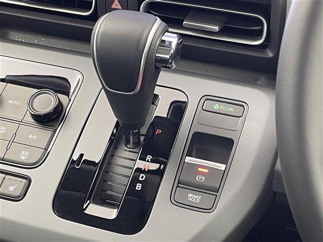 フリード e:HEVクロスター 登録済未使用車 純正9型ナビ 地デジ Bカメラ ホンダセンシング 衝突軽減 レーンキープ レーダークルコン BSM クリアランスソナー 両側電動スライド シートヒーター LEDオートライト 純正AW(16枚目)