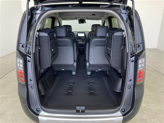 フリード e:HEVクロスター 登録済未使用車 純正9型ナビ 地デジ Bカメラ ホンダセンシング 衝突軽減 レーンキープ レーダークルコン BSM クリアランスソナー 両側電動スライド シートヒーター LEDオートライト 純正AW(30枚目)