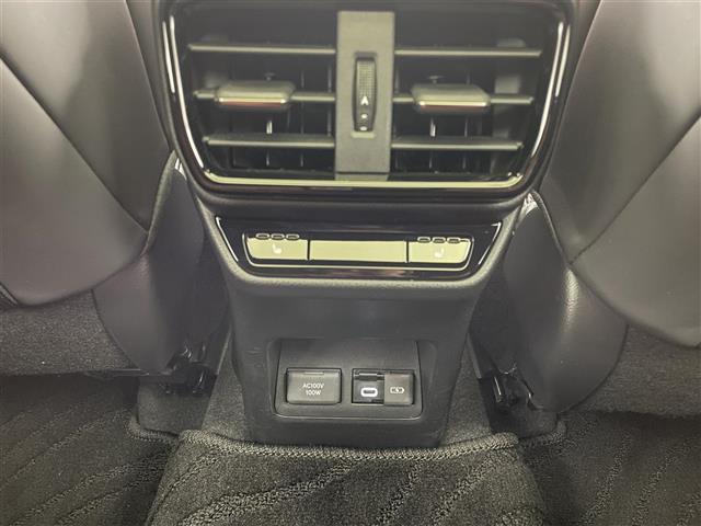 ◆最新ナビ（フルセグ・ワンセグ・ＤＶＤ再生）もご案内。カロッツェリア・アルパイン・イクリプスのナビを取扱しておりバックカメラ（バックモニター）後席モニター（フリップダウンモニター）の取付も可能です。