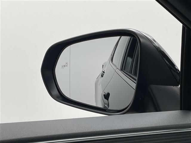 ◆商談ルームには「キッズスペース」を完備しています。ＤＶＤ、ブロック、絵本、おままごとセット。お子様連れでも、ゆっくりとお車をお選びいただけます！