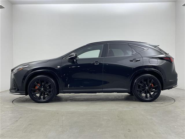 ◆商談ルームには「キッズスペース」を完備しています。ＤＶＤ、ブロック、絵本、おままごとセット。お子様連れでも、ゆっくりとお車をお選びいただけます！