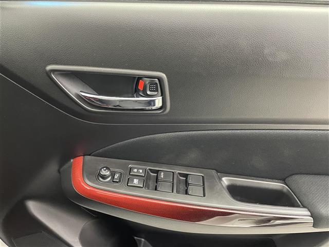 スイフトスポーツ ベースグレード　社外１０インチナビ　全方位モニター　ＢＳＭ　ＥＴＣ　セーフティサポート　アダプティブクルーズコントロール　シートヒーター　ステアリングヒーター　ＨＤＭＩ　純正アルミホイール　オートライト　ＬＥＤライト（25枚目）