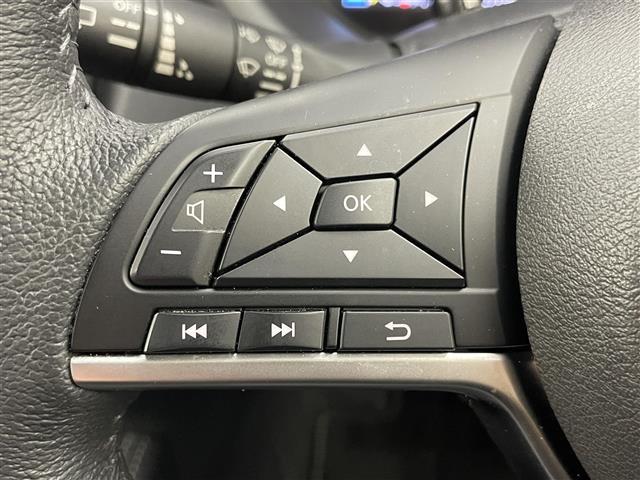 キックス Ｘ　プロパイロット　純正９インチナビ　アラウンドビューモニター　ビルトインＥＴＣ　ドライブレコーダー　レーダークルーズコントロール　インテリジェントルームミラー　ハーフレザー　オートライト　ＬＥＤライト（11枚目）