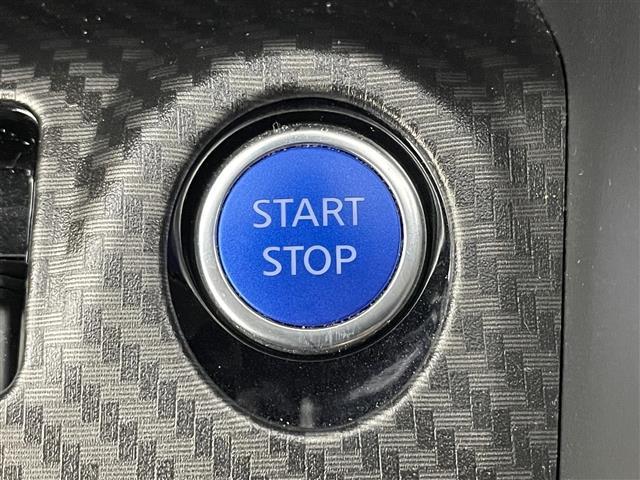 キックス Ｘ　プロパイロット　純正９インチナビ　アラウンドビューモニター　ビルトインＥＴＣ　ドライブレコーダー　レーダークルーズコントロール　インテリジェントルームミラー　ハーフレザー　オートライト　ＬＥＤライト（15枚目）