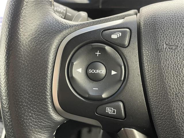 ステップワゴンスパーダ スパーダ・クールスピリット　ホンダセンシング　純正９インチナビ　フリップダウンモニター　マルチビュー　ビルトインＥＴＣ　ドライブレコーダー　アダプティブクルーズコントロール　ハーフレザー　シートヒーター　オートライト　ＬＥＤヘッドライト　地デジ（12枚目）