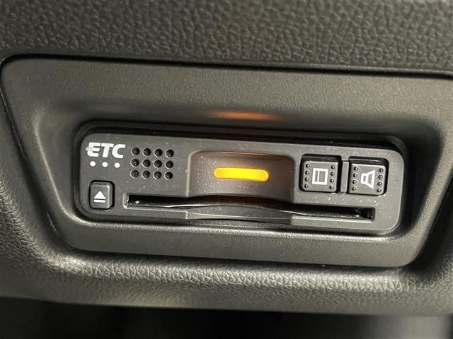 ステップワゴンスパーダ スパーダ・クールスピリット　ホンダセンシング　純正９インチナビ　フリップダウンモニター　マルチビュー　ビルトインＥＴＣ　ドライブレコーダー　アダプティブクルーズコントロール　ハーフレザー　シートヒーター　オートライト　ＬＥＤヘッドライト　地デジ（16枚目）