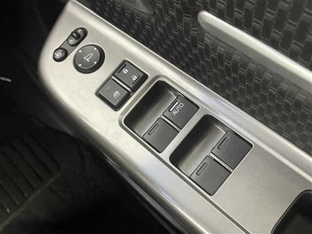 ステップワゴンスパーダ スパーダ・クールスピリット　ホンダセンシング　純正９インチナビ　フリップダウンモニター　マルチビュー　ビルトインＥＴＣ　ドライブレコーダー　アダプティブクルーズコントロール　ハーフレザー　シートヒーター　オートライト　ＬＥＤヘッドライト　地デジ（31枚目）