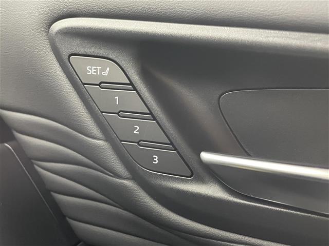 アルファードハイブリッド Z モデリスタエアロ 純正14インチナビ フリップダウンモニター パノラミックビューモニター BSM HUD ユニバーサルステップ ETC2.0 前後ドラレコ デジタルインナーミラー ワイヤレス充電 三眼(29枚目)