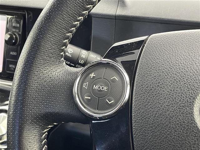 アクア Ｇ　Ｇ’ｓ　純正ナビ　バックカメラ　ビルトインＥＴＣ　ドライブレコーダー　クルーズコントロール　ハーフレザー　ステアリングスイッチ　純正アルミホイール　スマートキー　オートライト　ＬＥＤヘッドライト　地デジＴＶ（10枚目）