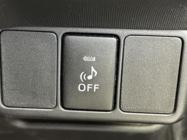 アクア Ｇ　Ｇ’ｓ　純正ナビ　バックカメラ　ビルトインＥＴＣ　ドライブレコーダー　クルーズコントロール　ハーフレザー　ステアリングスイッチ　純正アルミホイール　スマートキー　オートライト　ＬＥＤヘッドライト　地デジＴＶ（17枚目）