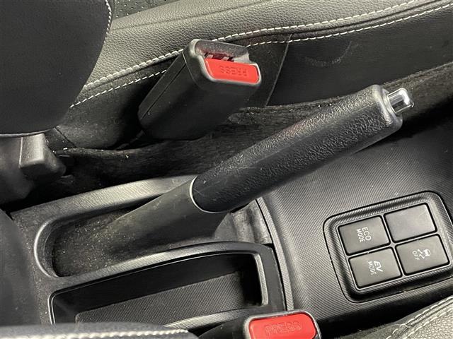 アクア Ｇ　Ｇ’ｓ　純正ナビ　バックカメラ　ビルトインＥＴＣ　ドライブレコーダー　クルーズコントロール　ハーフレザー　ステアリングスイッチ　純正アルミホイール　スマートキー　オートライト　ＬＥＤヘッドライト　地デジＴＶ（25枚目）