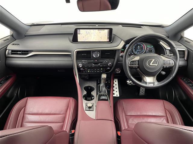 ＲＸ ３００　Ｆスポーツ　サンルーフ　メーカーナビ　ＢＳＭ　ＨＵＤ　赤レザー　三眼ＬＥＤ　ビルトインＥＴＣ２．０　ドライブレコーダー　セーフティシステムプラス　レーダークルーズ　シートヒーター　ベンチレーション　ＡＣ１００Ｖ（2枚目）