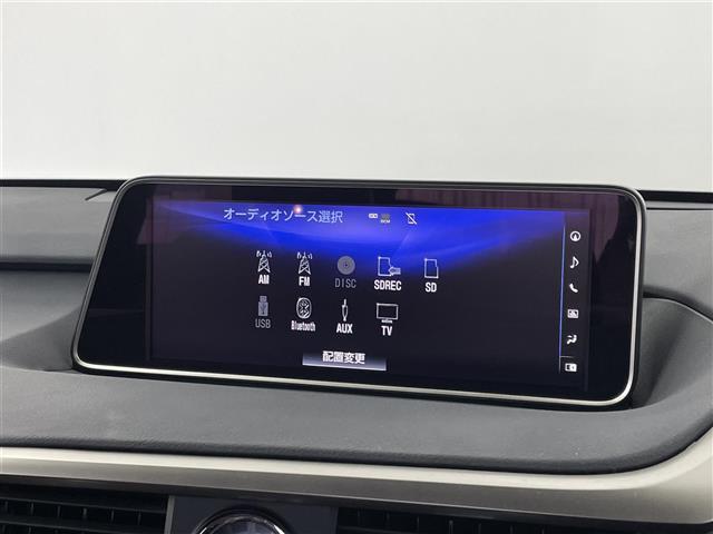 ＲＸ ３００　Ｆスポーツ　サンルーフ　メーカーナビ　ＢＳＭ　ＨＵＤ　赤レザー　三眼ＬＥＤ　ビルトインＥＴＣ２．０　ドライブレコーダー　セーフティシステムプラス　レーダークルーズ　シートヒーター　ベンチレーション　ＡＣ１００Ｖ（6枚目）