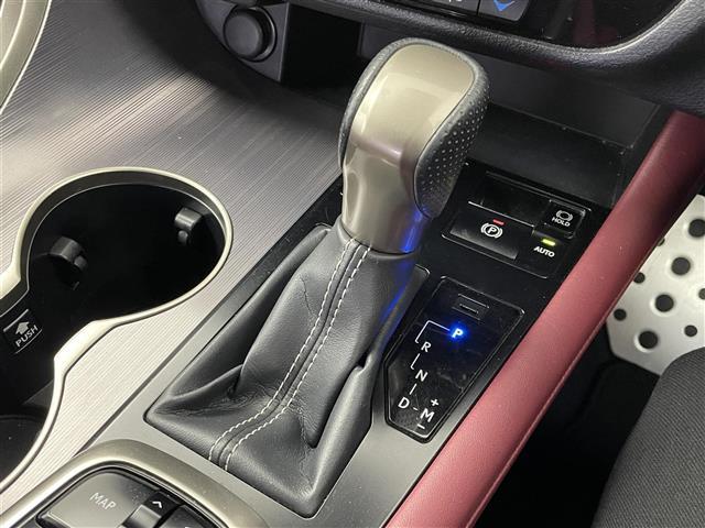 ＲＸ ３００　Ｆスポーツ　サンルーフ　メーカーナビ　ＢＳＭ　ＨＵＤ　赤レザー　三眼ＬＥＤ　ビルトインＥＴＣ２．０　ドライブレコーダー　セーフティシステムプラス　レーダークルーズ　シートヒーター　ベンチレーション　ＡＣ１００Ｖ（26枚目）