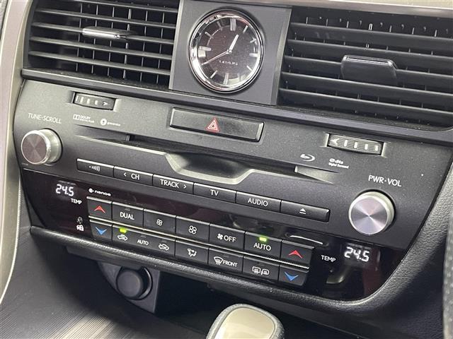 ＲＸ ３００　Ｆスポーツ　サンルーフ　メーカーナビ　ＢＳＭ　ＨＵＤ　赤レザー　三眼ＬＥＤ　ビルトインＥＴＣ２．０　ドライブレコーダー　セーフティシステムプラス　レーダークルーズ　シートヒーター　ベンチレーション　ＡＣ１００Ｖ（29枚目）