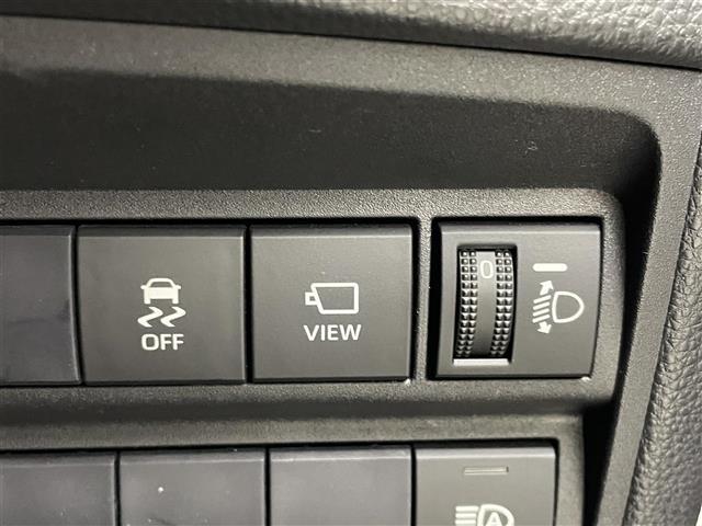 ヤリス ハイブリッドＧ　純正８インチディスプレイオーディオ　パノラミックビューモニター　ＢＳＭ　ビルトインＥＴＣ２．０　前後ドライブレコーダー　セーフティセンス　レーダークルーズコントロール　オートハイビーム　ＬＥＤライト（17枚目）