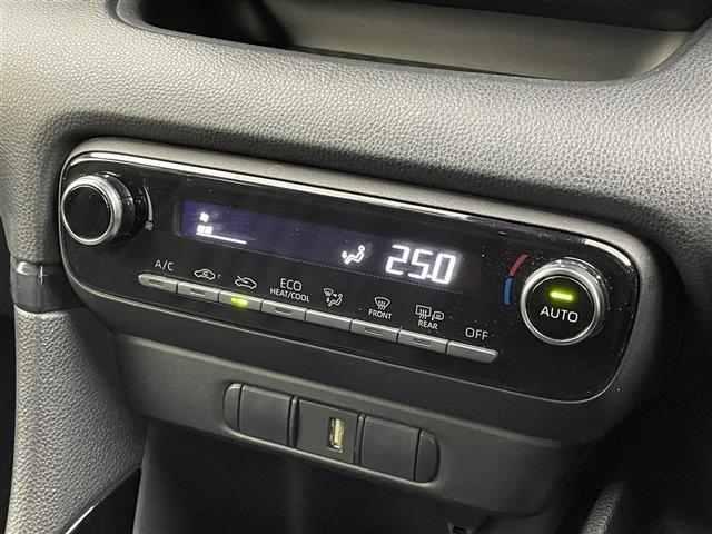 ヤリス ハイブリッドＧ　純正８インチディスプレイオーディオ　パノラミックビューモニター　ＢＳＭ　ビルトインＥＴＣ２．０　前後ドライブレコーダー　セーフティセンス　レーダークルーズコントロール　オートハイビーム　ＬＥＤライト（28枚目）