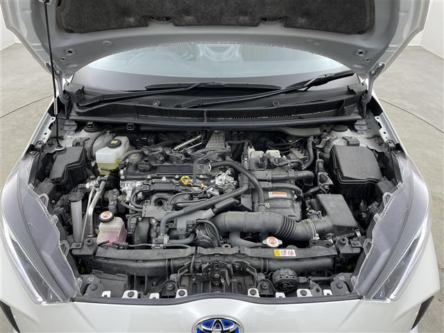 ヤリス ハイブリッドＧ　純正８インチディスプレイオーディオ　パノラミックビューモニター　ＢＳＭ　ビルトインＥＴＣ２．０　前後ドライブレコーダー　セーフティセンス　レーダークルーズコントロール　オートハイビーム　ＬＥＤライト（33枚目）