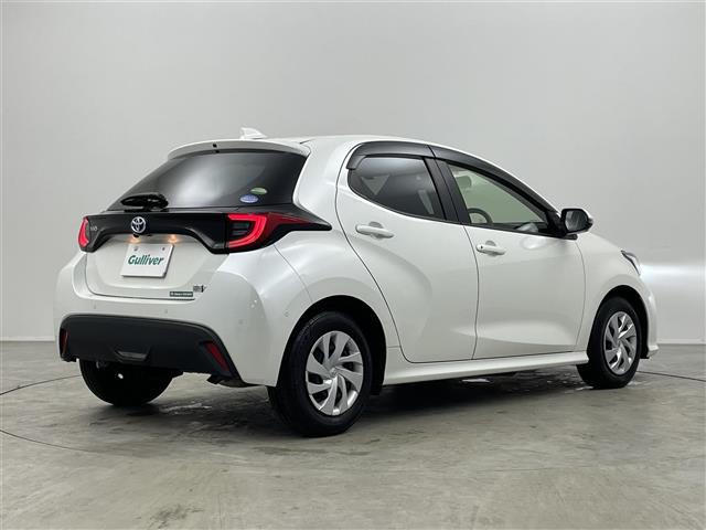 ヤリス ハイブリッドＧ　純正８インチディスプレイオーディオ　パノラミックビューモニター　ＢＳＭ　ビルトインＥＴＣ２．０　前後ドライブレコーダー　セーフティセンス　レーダークルーズコントロール　オートハイビーム　ＬＥＤライト（42枚目）