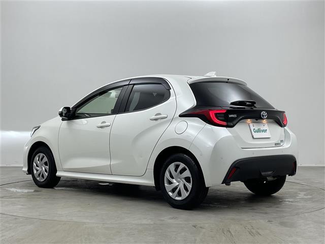 ヤリス ハイブリッドＧ　純正８インチディスプレイオーディオ　パノラミックビューモニター　ＢＳＭ　ビルトインＥＴＣ２．０　前後ドライブレコーダー　セーフティセンス　レーダークルーズコントロール　オートハイビーム　ＬＥＤライト（43枚目）