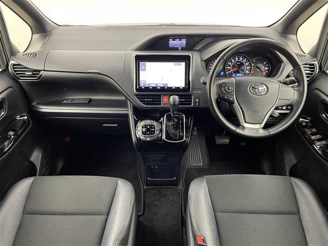 ノア Si ダブルバイビー 純正9インチナビ フリップダウンモニター バックカメラ ビルトインETC セーフティセンス クルーズコントロール ステアリングスイッチ 純正アルミホイール スマートキー オートハイビーム LEDライト(2枚目)