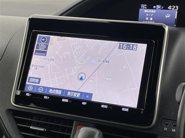 ノア Si ダブルバイビー 純正9インチナビ フリップダウンモニター バックカメラ ビルトインETC セーフティセンス クルーズコントロール ステアリングスイッチ 純正アルミホイール スマートキー オートハイビーム LEDライト(5枚目)