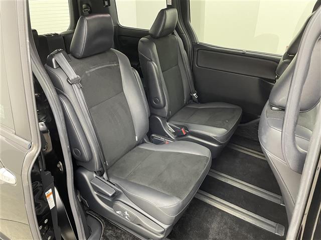 ノア Si ダブルバイビー 純正9インチナビ フリップダウンモニター バックカメラ ビルトインETC セーフティセンス クルーズコントロール ステアリングスイッチ 純正アルミホイール スマートキー オートハイビーム LEDライト(21枚目)