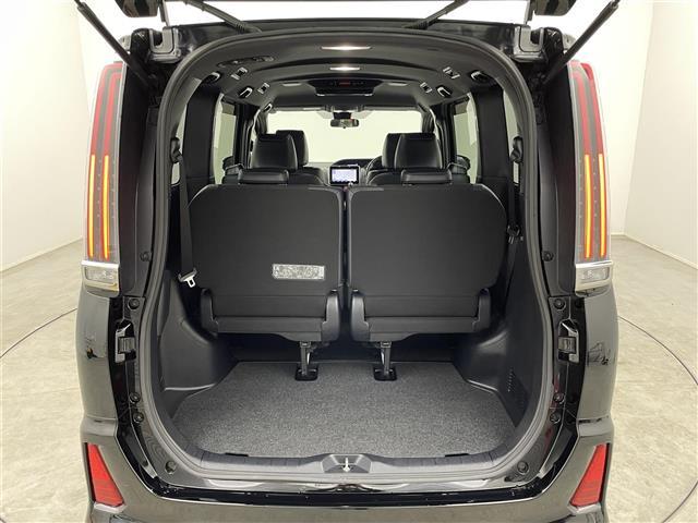 ノア Si ダブルバイビー 純正9インチナビ フリップダウンモニター バックカメラ ビルトインETC セーフティセンス クルーズコントロール ステアリングスイッチ 純正アルミホイール スマートキー オートハイビーム LEDライト(23枚目)