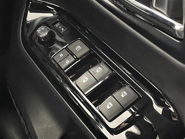 ノア Si ダブルバイビー 純正9インチナビ フリップダウンモニター バックカメラ ビルトインETC セーフティセンス クルーズコントロール ステアリングスイッチ 純正アルミホイール スマートキー オートハイビーム LEDライト(31枚目)