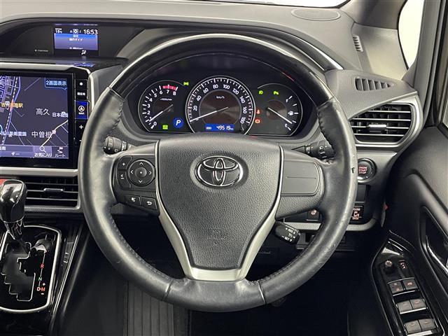 エスクァイア Ｇｉ　プレミアムパッケージ　ブラックテーラード　モデリスタエアロ　ＡＬＰＩＮＥ１１インチナビ　フリップダウンモニター　バックカメラ　ＥＴＣ　ドライブレコーダー　セーフティセンス　クルーズコントロール　シートヒーター　オートハイビーム　ＬＥＤライト（10枚目）