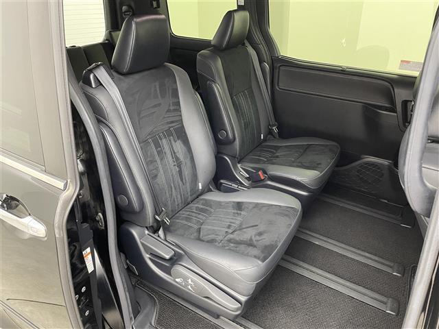 エスクァイア Ｇｉ　プレミアムパッケージ　ブラックテーラード　モデリスタエアロ　ＡＬＰＩＮＥ１１インチナビ　フリップダウンモニター　バックカメラ　ＥＴＣ　ドライブレコーダー　セーフティセンス　クルーズコントロール　シートヒーター　オートハイビーム　ＬＥＤライト（23枚目）