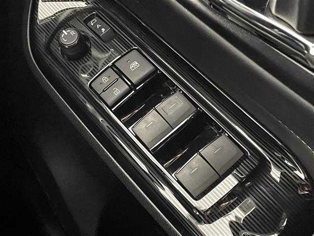 エスクァイア Ｇｉ　プレミアムパッケージ　ブラックテーラード　モデリスタエアロ　ＡＬＰＩＮＥ１１インチナビ　フリップダウンモニター　バックカメラ　ＥＴＣ　ドライブレコーダー　セーフティセンス　クルーズコントロール　シートヒーター　オートハイビーム　ＬＥＤライト（31枚目）