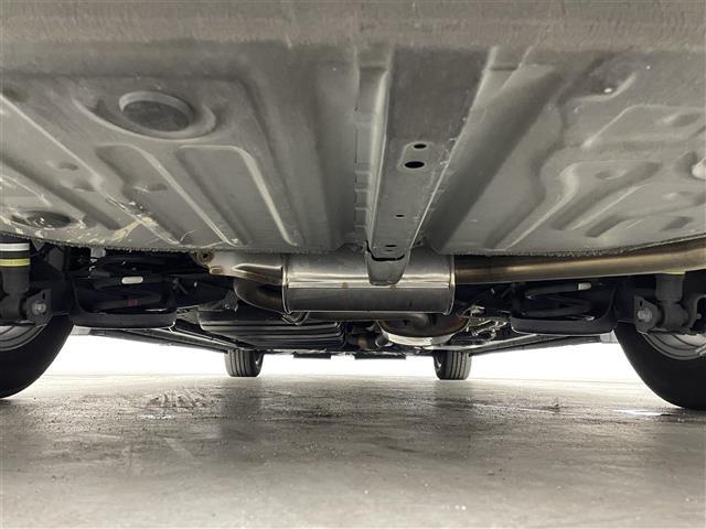 エスクァイア Ｇｉ　プレミアムパッケージ　ブラックテーラード　モデリスタエアロ　ＡＬＰＩＮＥ１１インチナビ　フリップダウンモニター　バックカメラ　ＥＴＣ　ドライブレコーダー　セーフティセンス　クルーズコントロール　シートヒーター　オートハイビーム　ＬＥＤライト（35枚目）