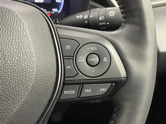 カローラツーリング ハイブリッド　ダブルバイビー　モデリスタエアロ　純正１０．５インチディスプレイオーディオ　バックカメラ　ＢＳＭ　ビルトインＥＴＣ２．０　ドラレコ　セーフティセンス　レーダークルーズ　シートヒーター　ステアリングヒーター　ＬＥＤ（12枚目）