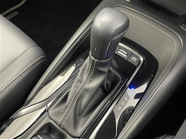 カローラツーリング ハイブリッド　ダブルバイビー　モデリスタエアロ　純正１０．５インチディスプレイオーディオ　バックカメラ　ＢＳＭ　ビルトインＥＴＣ２．０　ドラレコ　セーフティセンス　レーダークルーズ　シートヒーター　ステアリングヒーター　ＬＥＤ（24枚目）