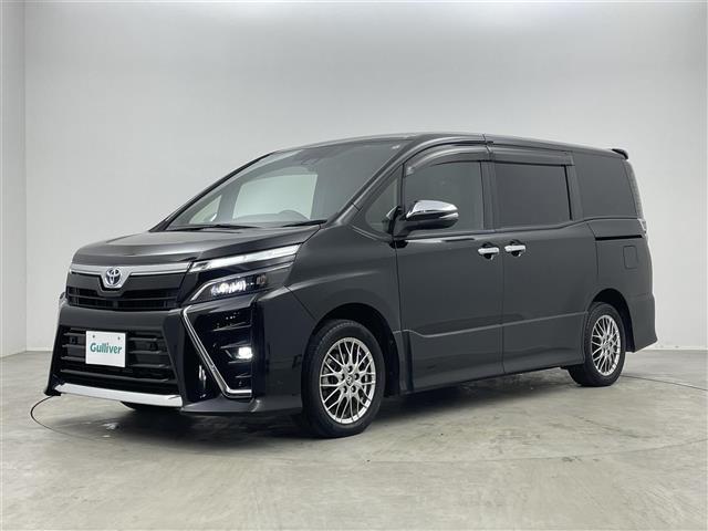 ヴォクシー ハイブリッドＺＳ　煌ＩＩＩ　純正１０インチナビ　フリップダウンモニター　バックカメラ　ビルトインＥＴＣ　セーフティセンス　クルーズコントロール　シートヒーター　純正アルミホイール　スマートキー　オートハイビーム　ＬＥＤライト（37枚目）