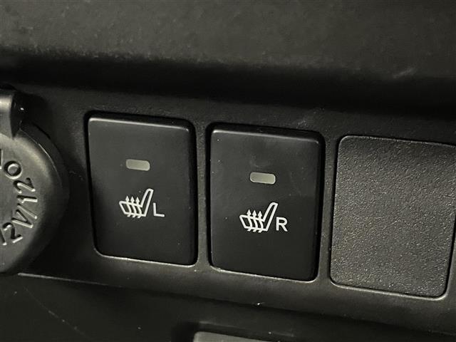 タンク カスタムＧ－Ｔ　スマートアシスト２　純正９インチナビ　バックカメラ　ビルトインＥＴＣ　前後ドライブレコーダー　クルーズコントロール　シートヒーター　スマートキー　純正アルミホイール　オートライト　ＬＥＤライト　地デジ（5枚目）