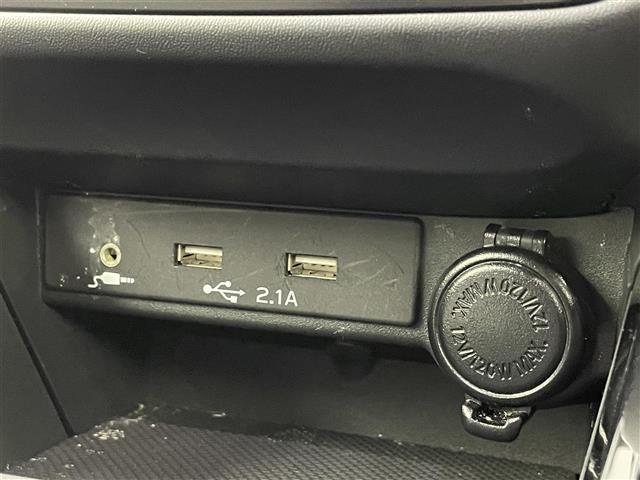 レヴォーグ STIスポーツ EX アイサイトX 純正11.6インチナビ バックカメラ ビルトインETC ボルドーレザーシート レーダークルーズコントロール シートヒーター 柿本2本出マフラー 純正アルミホイール LEDライト 地デジ(28枚目)