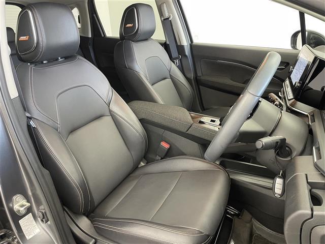 オーラ Ｇ　９０周年記念車　プロパイロット　ＢＯＳＥ　純正９インチナビ　アラウンドビューモニター　ＢＳＭ　ビルトインＥＴＣ２．０　ドライブレコーダー　レーダークルーズ　インテリジェントルームミラー　オートハイビーム　ＬＥＤ　ＴＶ（19枚目）