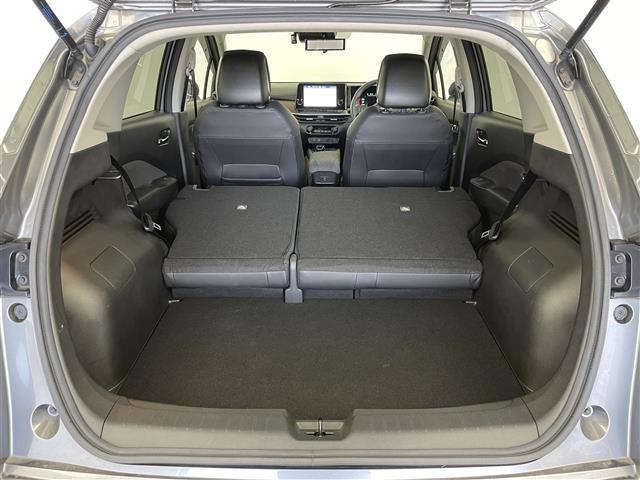 オーラ Ｇ　９０周年記念車　プロパイロット　ＢＯＳＥ　純正９インチナビ　アラウンドビューモニター　ＢＳＭ　ビルトインＥＴＣ２．０　ドライブレコーダー　レーダークルーズ　インテリジェントルームミラー　オートハイビーム　ＬＥＤ　ＴＶ（22枚目）