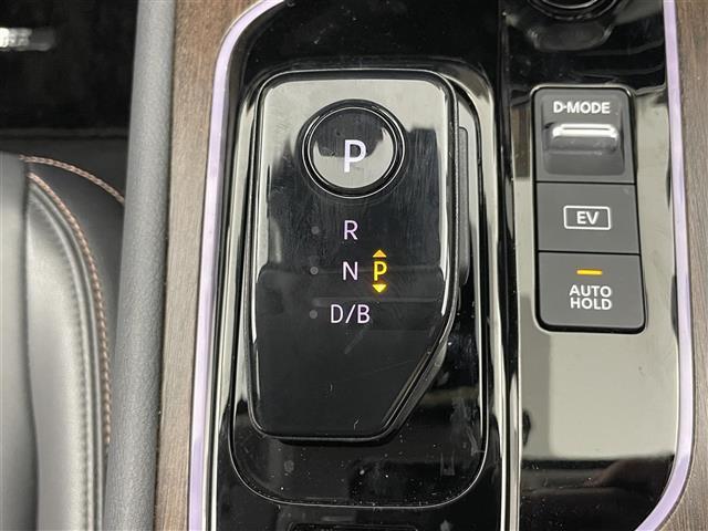 オーラ Ｇ　９０周年記念車　プロパイロット　ＢＯＳＥ　純正９インチナビ　アラウンドビューモニター　ＢＳＭ　ビルトインＥＴＣ２．０　ドライブレコーダー　レーダークルーズ　インテリジェントルームミラー　オートハイビーム　ＬＥＤ　ＴＶ（24枚目）