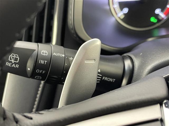 デリカＤ：５ シャモニー　登録済未使用車　ＡＬＰＩＮＥ１１インチナビ　マルチアラウンドモニター　ＢＳＭ　レーダークルーズ　ステアリングヒーター　ＨＤＭＩ　衝突被害軽減ブレーキ　ＡＣ１００Ｖ　純正アルミホイール　オートハイビーム（11枚目）