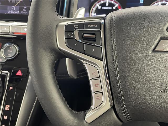 デリカＤ：５ シャモニー　登録済未使用車　ＡＬＰＩＮＥ１１インチナビ　マルチアラウンドモニター　ＢＳＭ　レーダークルーズ　ステアリングヒーター　ＨＤＭＩ　衝突被害軽減ブレーキ　ＡＣ１００Ｖ　純正アルミホイール　オートハイビーム（12枚目）