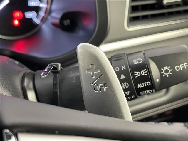 デリカＤ：５ シャモニー　登録済未使用車　ＡＬＰＩＮＥ１１インチナビ　マルチアラウンドモニター　ＢＳＭ　レーダークルーズ　ステアリングヒーター　ＨＤＭＩ　衝突被害軽減ブレーキ　ＡＣ１００Ｖ　純正アルミホイール　オートハイビーム（14枚目）